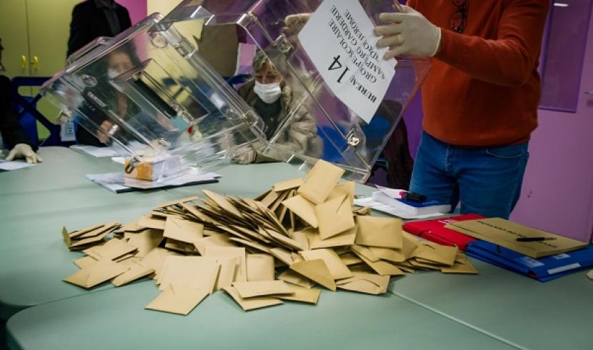 Surprises, confirmations, suspens et abstention record : retour sur la soirée électorale de dimanche