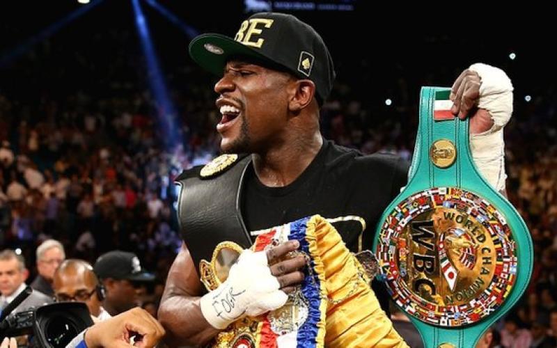 Boxe : Floyd Mayweather se voit retirer son titre de Champion du Monde