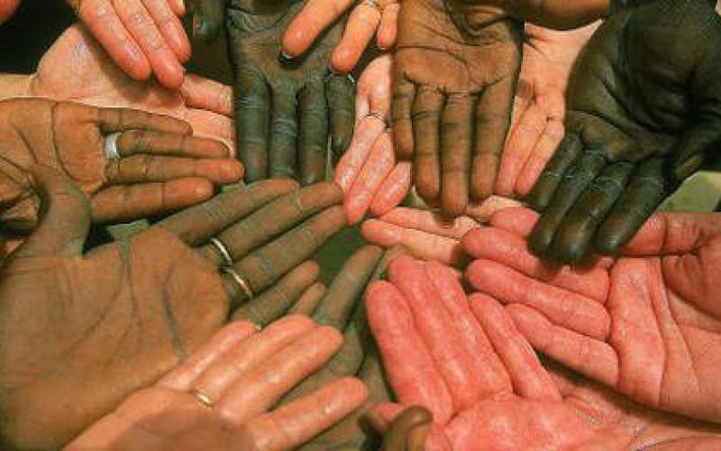 Couleur de peau à louer