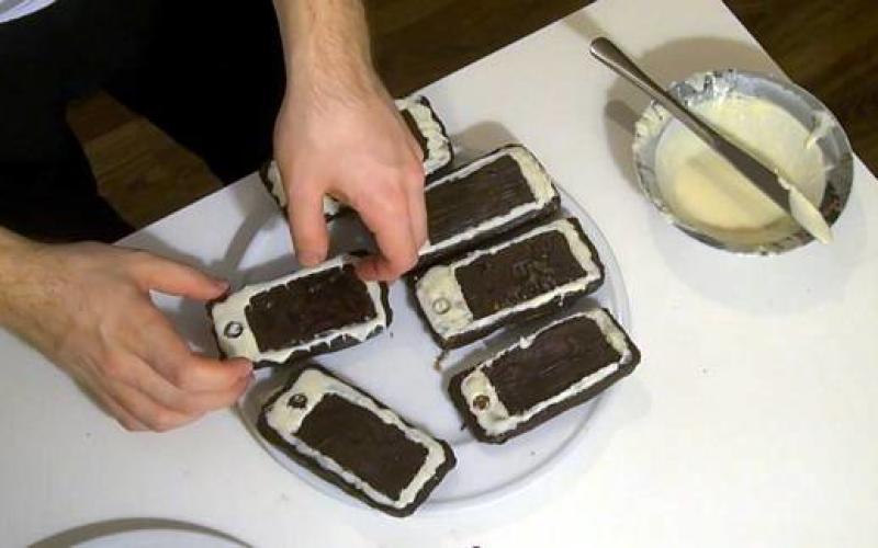 Il piège la police en téléphonant au volant