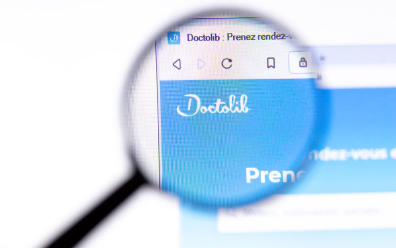 Record de prises de rendez-vous sur "Doctolib", depuis les annonces de Macron