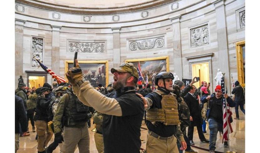 Invasion du Capitole à Washington : le bilan s’alourdit à quatre morts