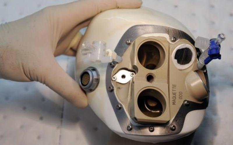 5 mois après sa greffe du cœur, le second patient rentre chez lui