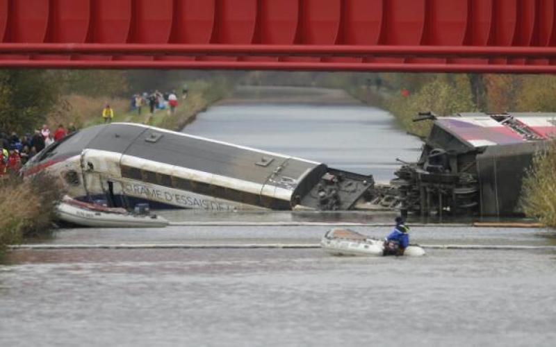 Accident mortel du TGV Est en 2015 : la SNCF, 2 filiales et 3 salariés renvoyés en procès