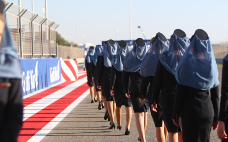 Air France : les hôtesses refusent de porter le voile
