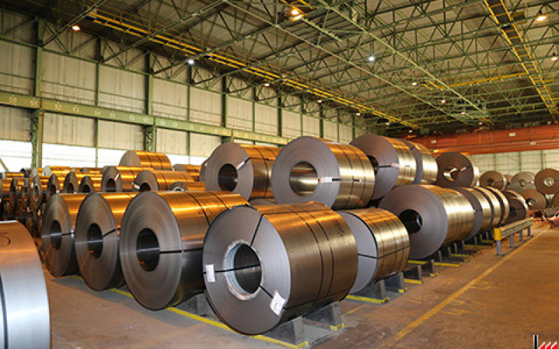 Après l'annonce de la vente du site, les salariés d'arcelormittal Dudelange se battent pour garder leur statut