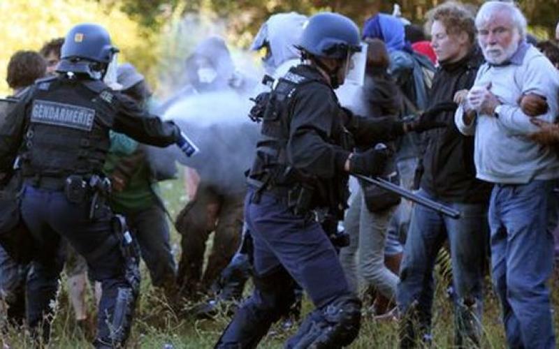 Barrage de Sivens : François Hollande promet "toute la vérité"