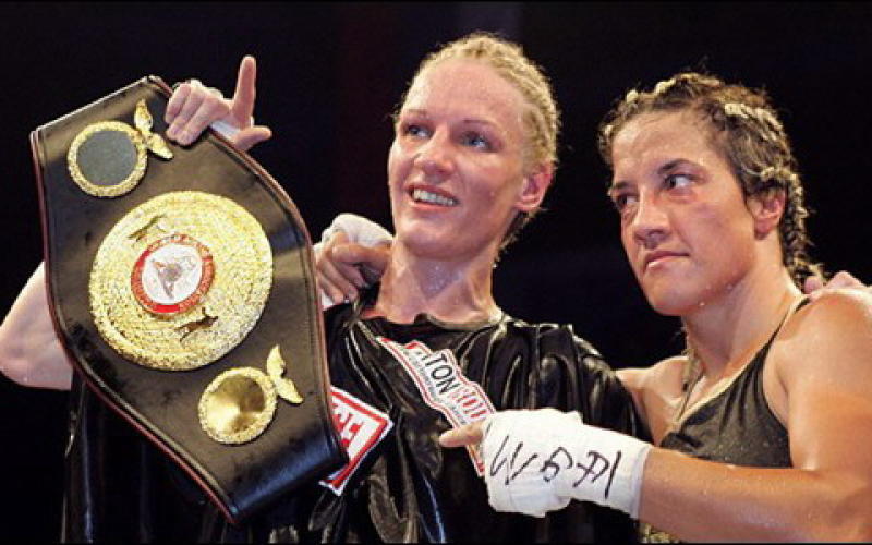 Boxe : Anne-Sophie Mathis récupère sa ceinture WBF