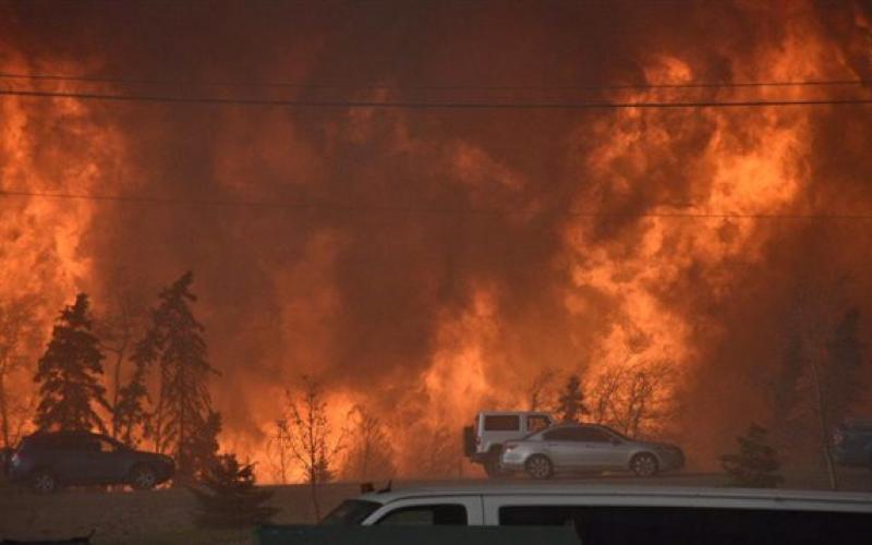 Canada : un incendie ravage la ville de Fort McMurray