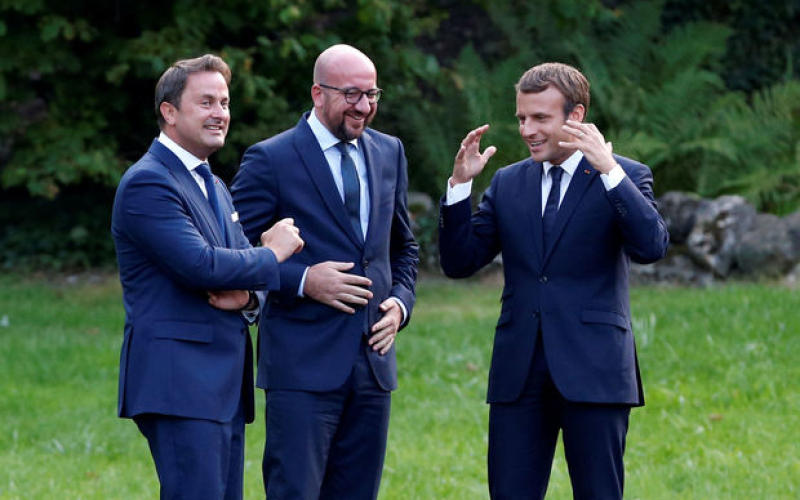 Emmanuel Macron soutenu par ses homologues luxembourgeois et belge pour relancer l'Union Européenne