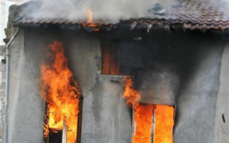 Explosion dûe au gaz et violent incendie à Lunéville en Meurthe et Moselle

