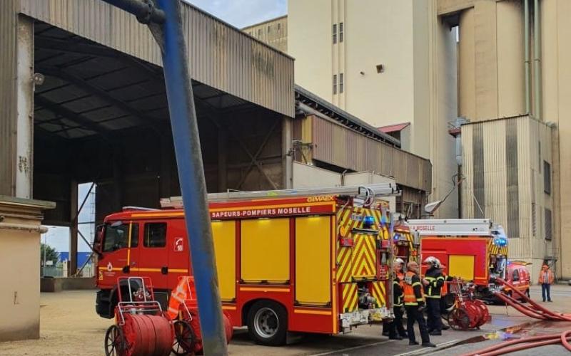 Feu de silos au port de Metz