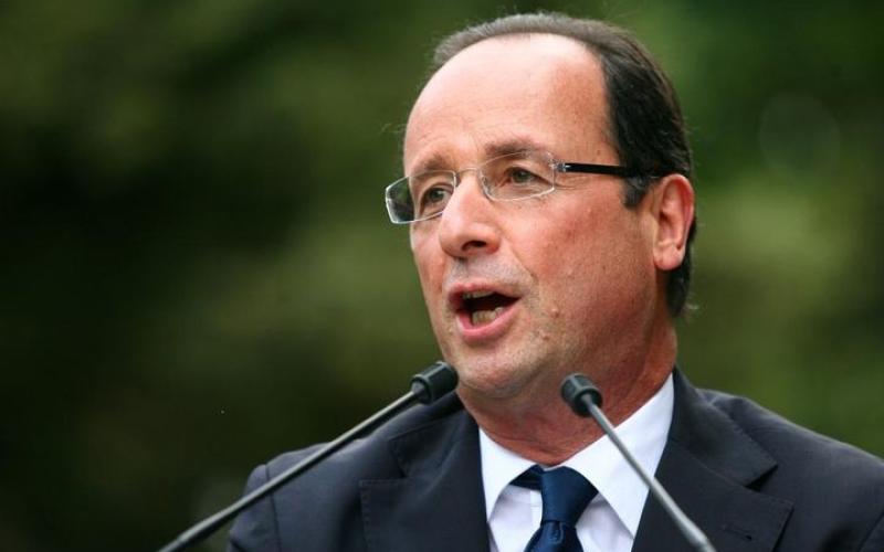 François Hollande réagit à l'ultimatum posé par le MEDEF