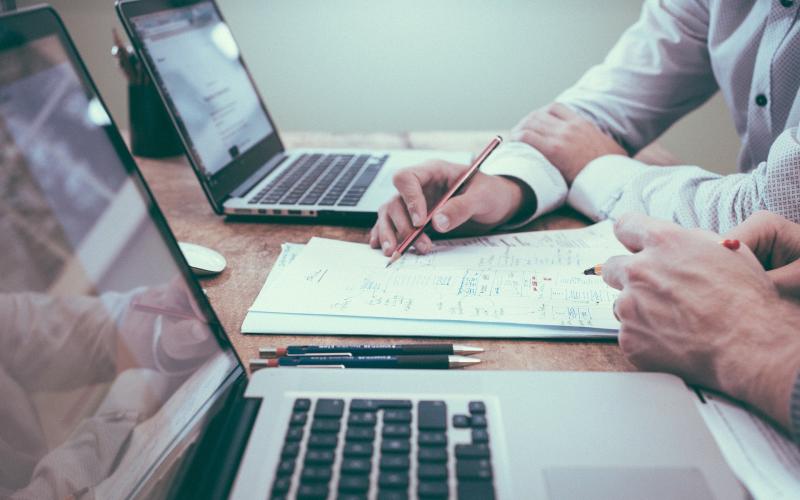 Grand-Est : il va au travail après un test Covid, il est licencié