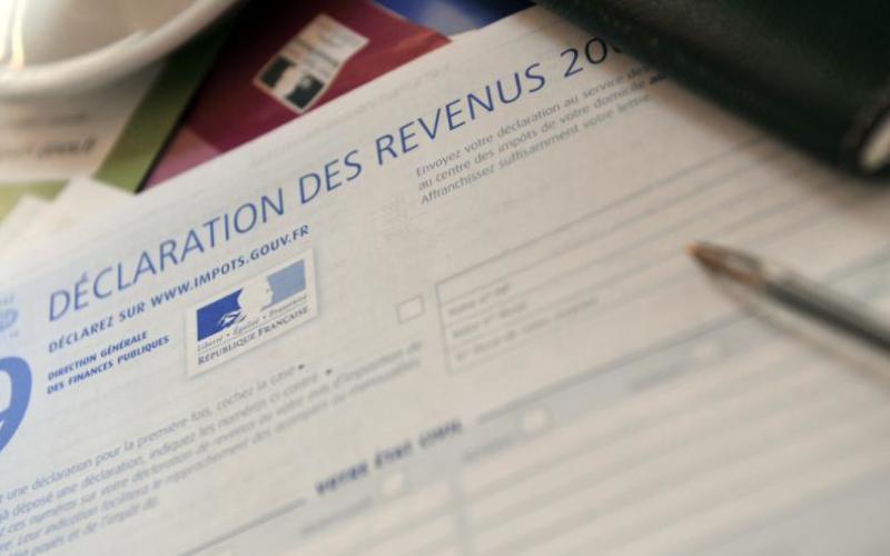Impôts : la réforme prévoit le prélèvement à la source dès 2018