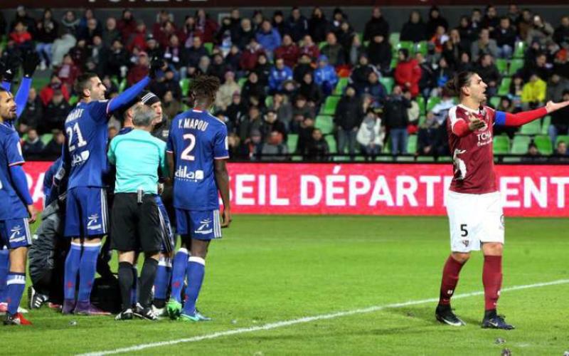 Jets de pétard : le FC METZ lourdement sanctionné