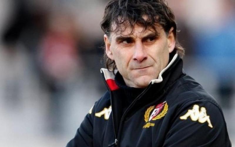 L'ASNL, 19ème de ligue 2 change encore d'entraîneur