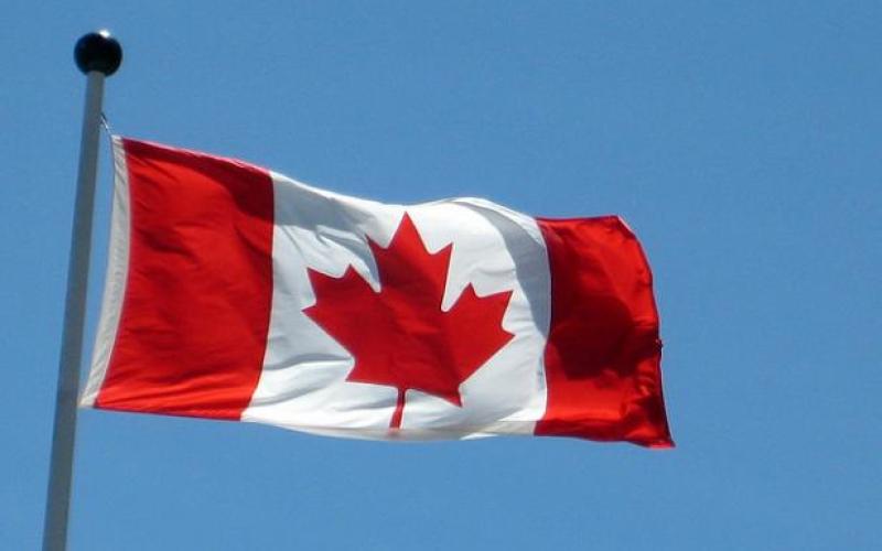 L'hymne en échange d'une boisson