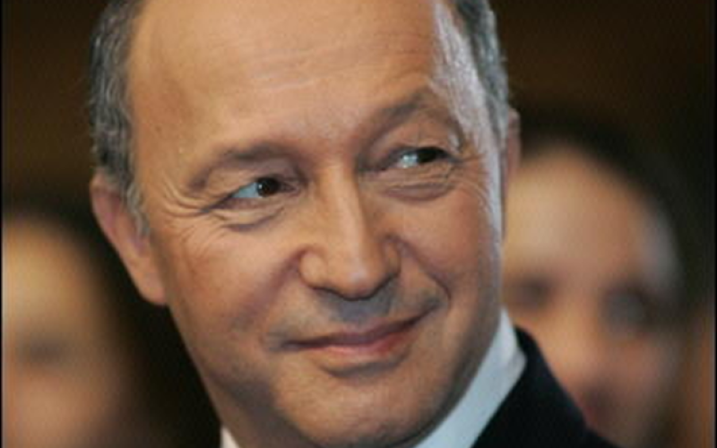 Laurent Fabius renonce à la présidence de la COP21