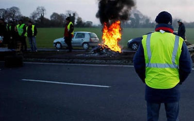 Les Gilets Jaunes, évacués du rond-point de l’Europe à Forbach