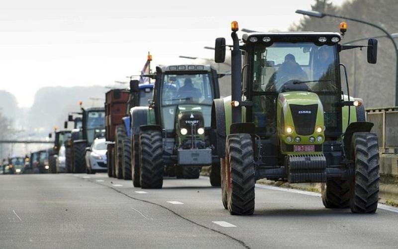 Les laitiers allemands se plaignent à Bruxelles du favoritisme pour le lait français