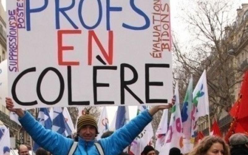 Les syndicats d'enseignants vent debout contre les suppressions de postes