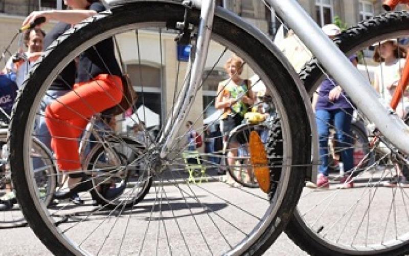Lunéville : exit le bus, bonjour le vélo pour les collégiens et lycéens !