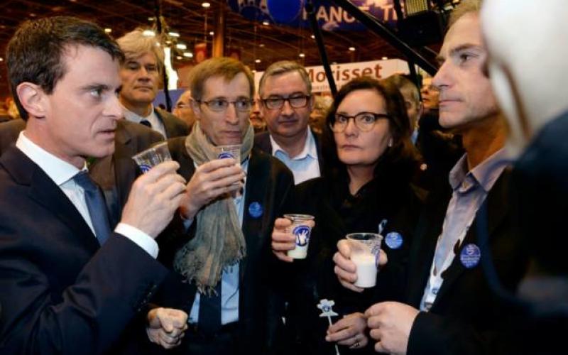 Manuel Valls au Salon de l'Agriculture : des échanges "rugueux mais respectueux"