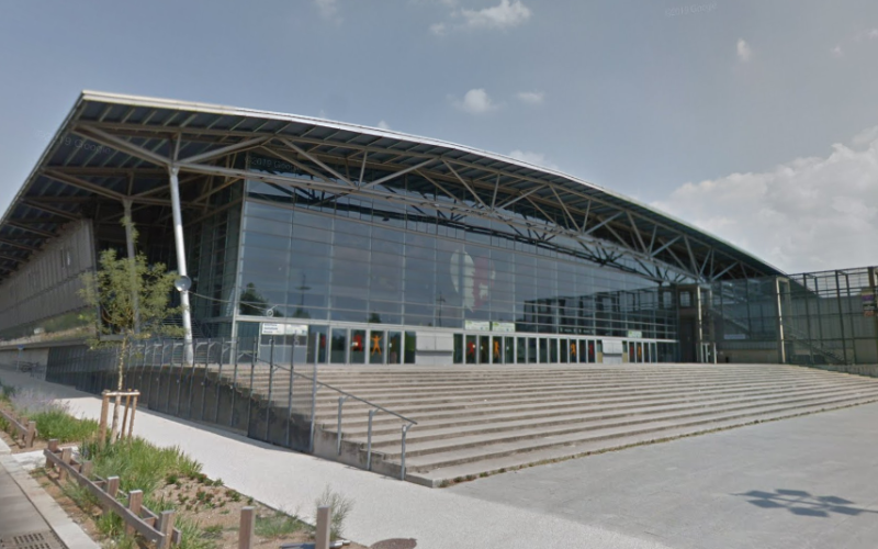 Metz : un incendie aux Arènes provoque l'évacuation de 200 personnes