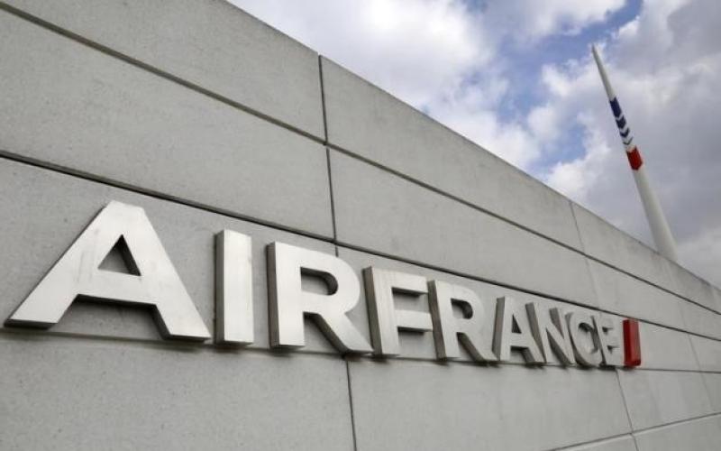 Mise à pied des 5 salariés d’Air France poursuivis pour violences