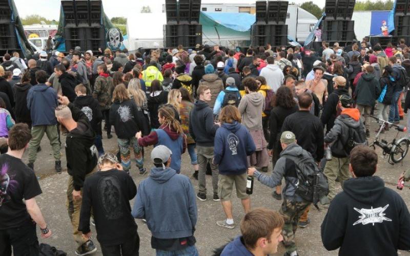 Moselle : la gendarmerie stoppe une rave-party en forêt. 400 fêtards dispersés