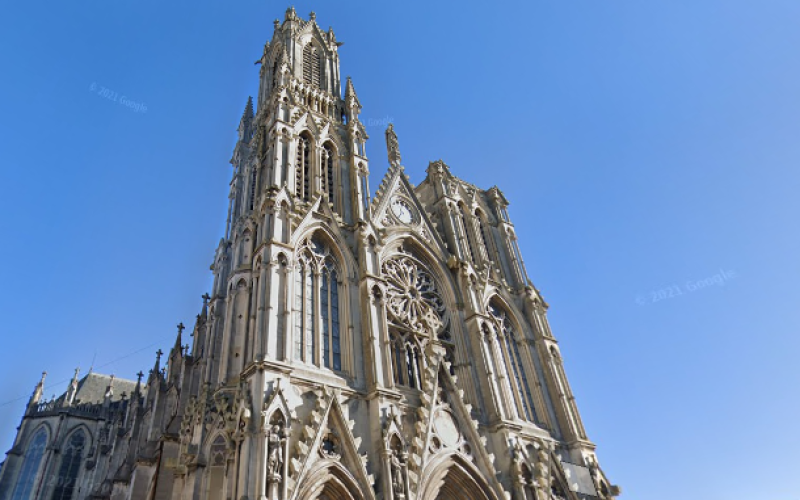 Nancy : enfermé dans une église, il boit le vin et fini avec 3g d'alcool 