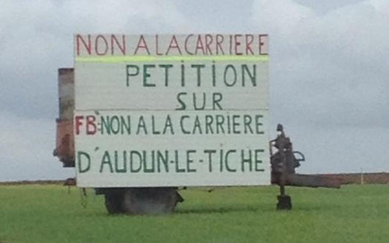 Nouvelle manifestation des opposants à la carrière d'Audun le Tiche 