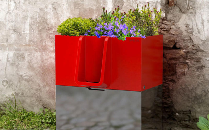 Pour faire pousser des fleurs, faites pipi !