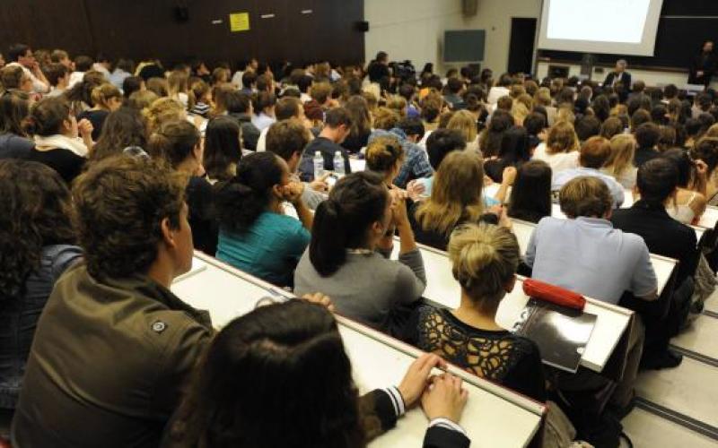 Réforme de l'université : des projets et des syndicats prêts à en découdre 