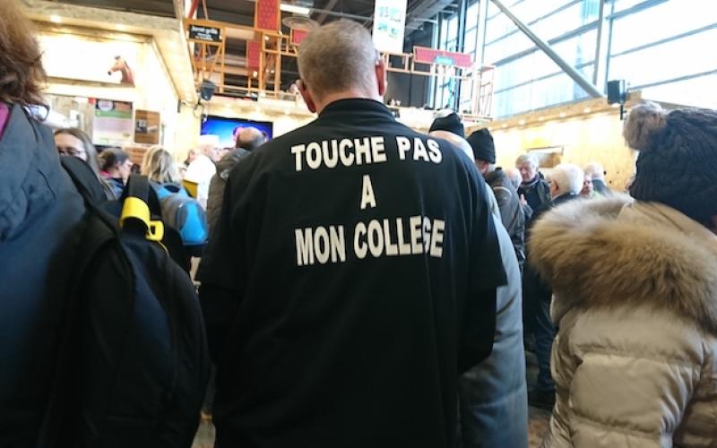 Salon de l'Agriculture : des parents d'élèves accueillent les élus meusiens à coup de sifflet !