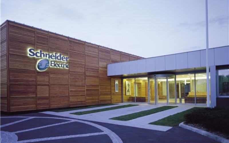 Schneider Electric délocalise en Pologne : sale coup pour la Moselle