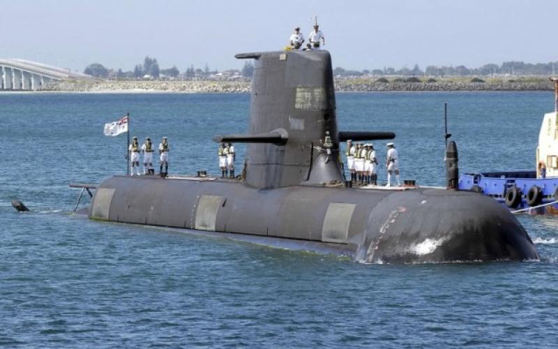 Sous-marins : la France décroche un contrat à 34 milliards d'euros en Australie