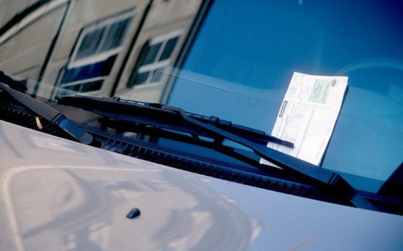 Stationnement : pour contester une amende, plus besoin de la régler avant !