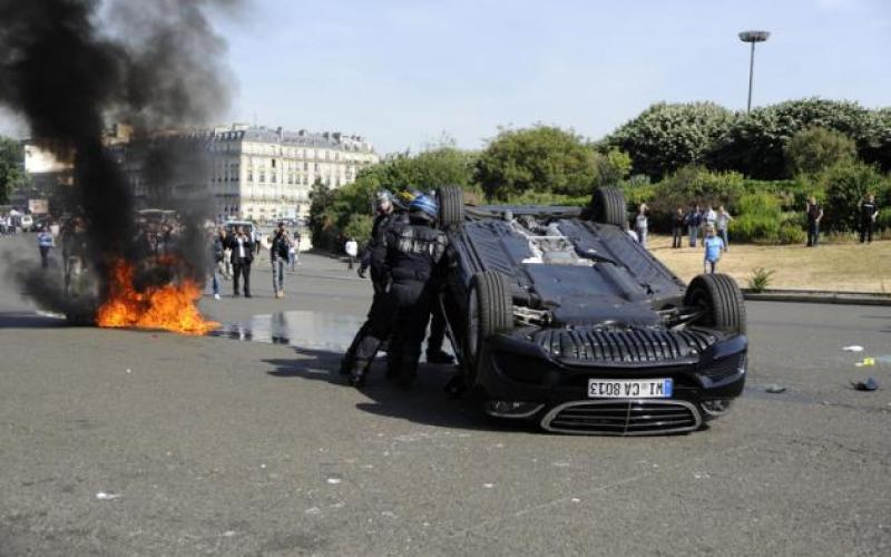Taxis : Après l'ultra violence d'hier, mobilisation plus faible aujourd'hui