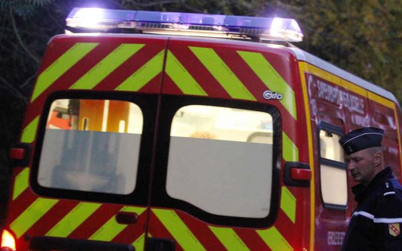 Théding : un motard se tue sur la D910