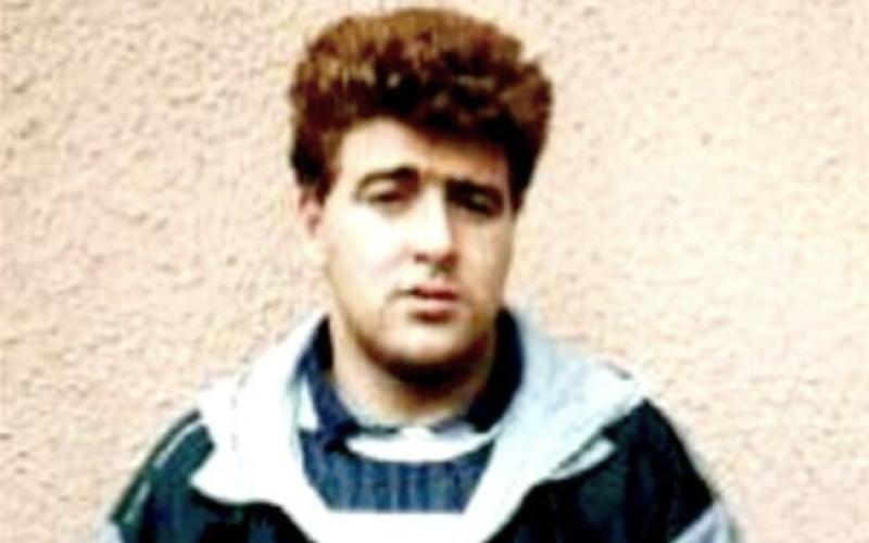 Un homme recherché après le massacre de sa famille