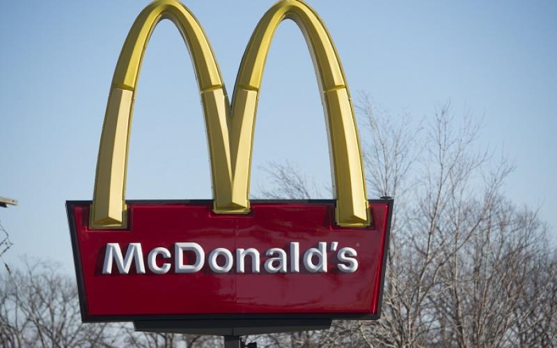 Zone du Linkling : Le Mc Donald's prend feu
