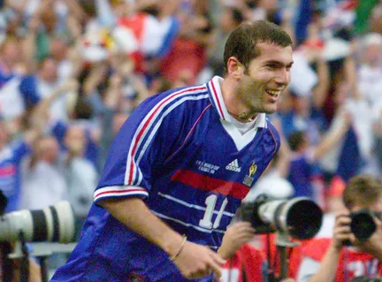 100 000 dollars pour un maillot de Zidane porté en 98 !