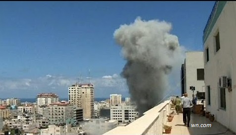 5 morts après le bombardement d'un hôpital à Gaza