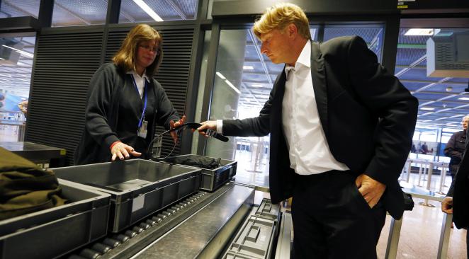 Aéroports : contrôles renforcés dans l'Espace Schengen