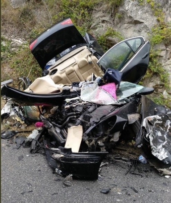 Cinq Français d'une même famille trouvent la mort sur la route