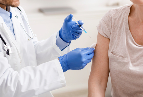 Covid-19 : les pharmaciens autorisés à ouvrir le dimanche pour vacciner
