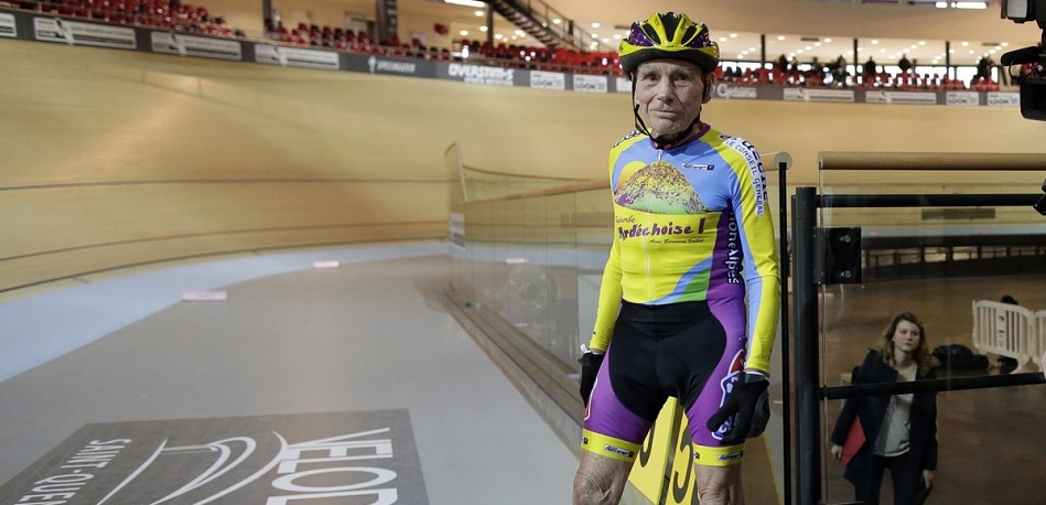 Cyclisme : record mondial pour Robert Marchand à 105 ans