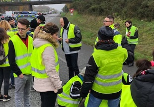 Les gilets jaunes ne désarment pas !